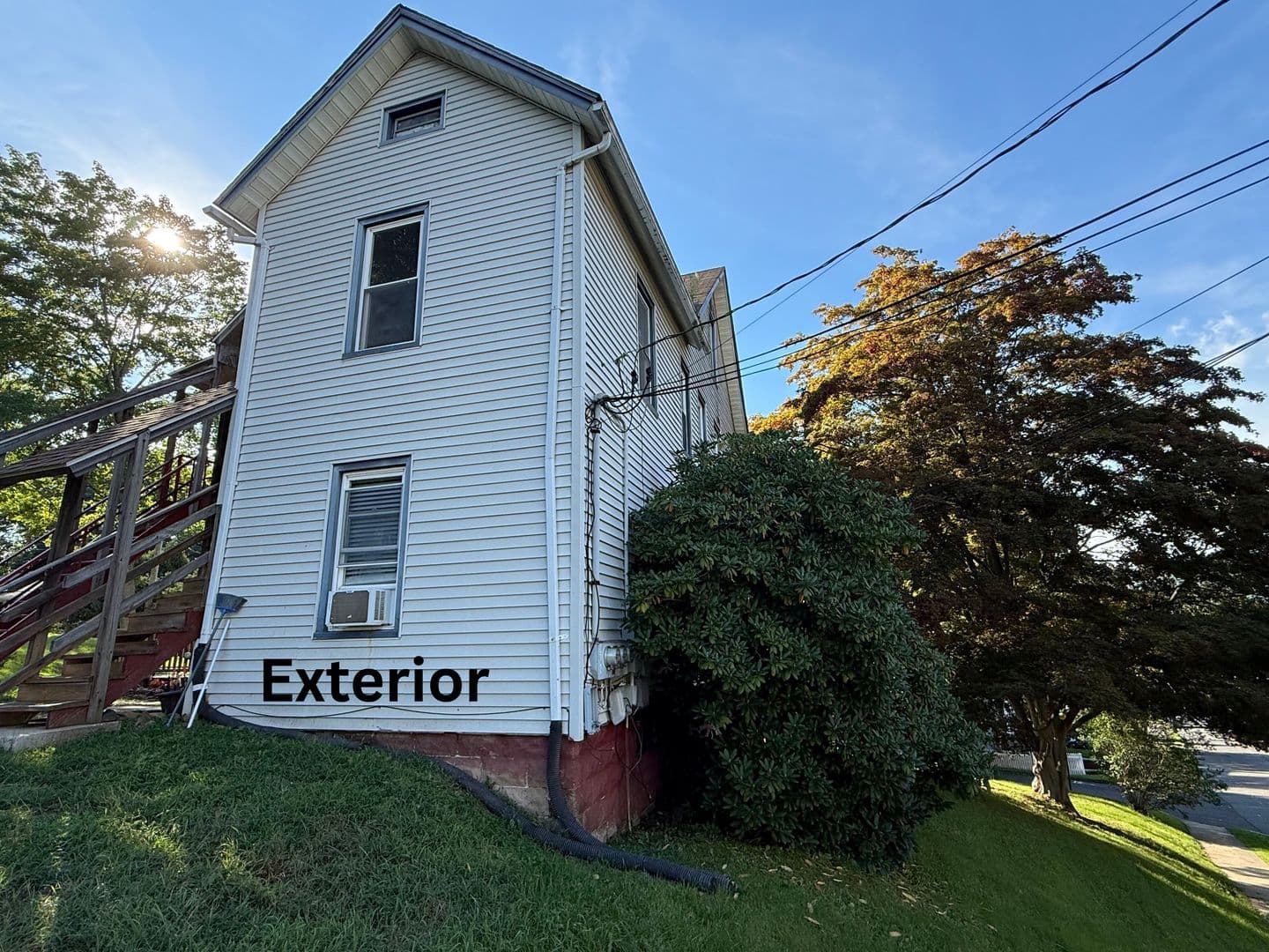 Meriden Apartment: 272 Highland Avenue