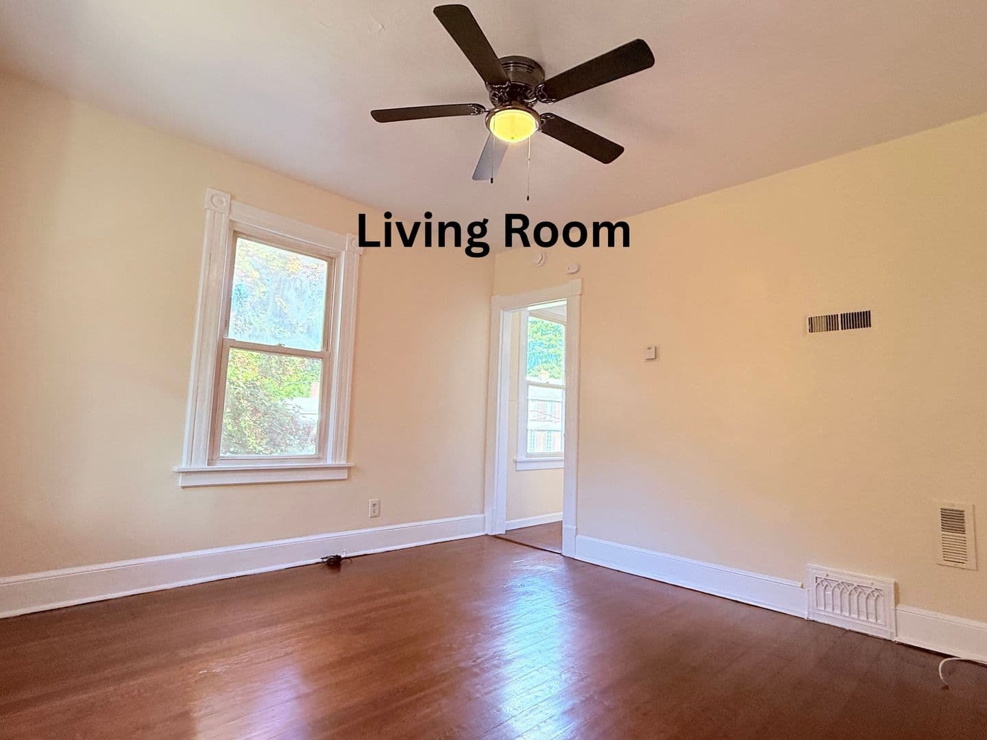 Meriden Apartment: 272 Highland Avenue