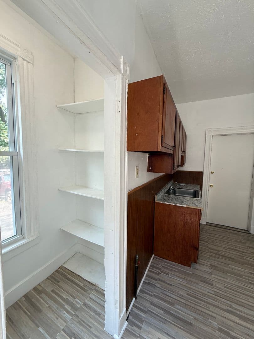 New Haven Apartment: 870 Elm Street