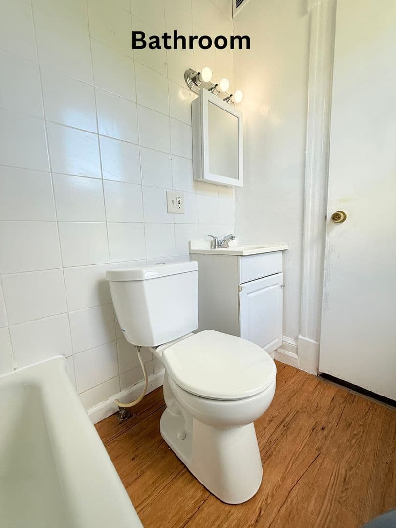 Meriden Apartment: 272 Highland Avenue
