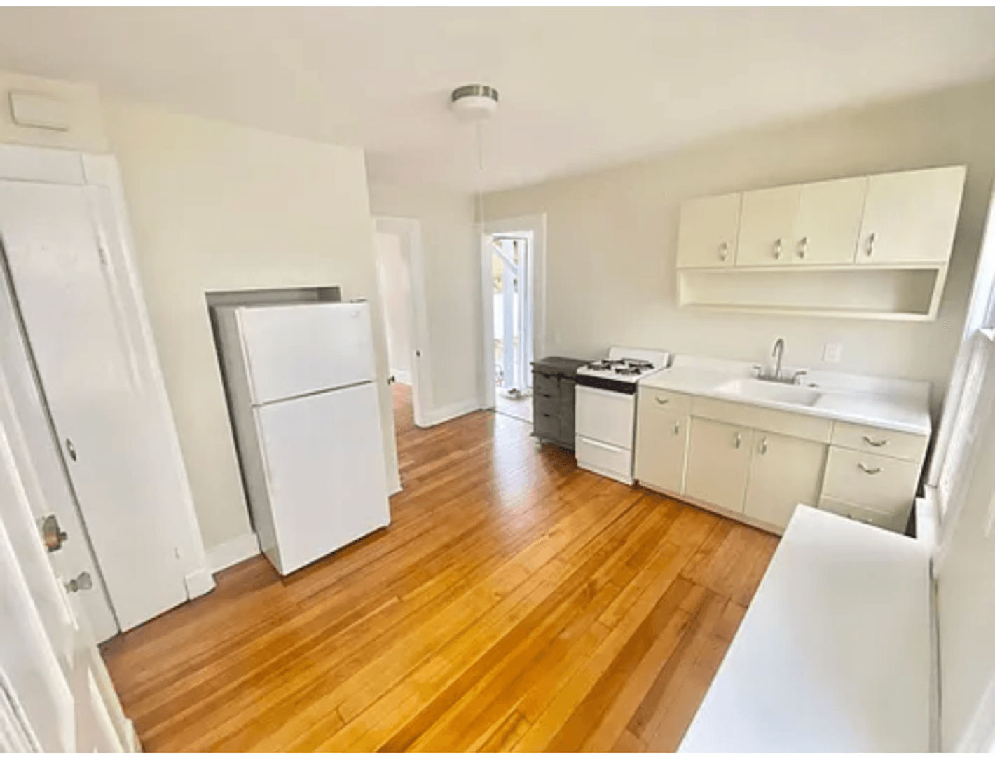 New Haven Apartment: 85 Avon Street