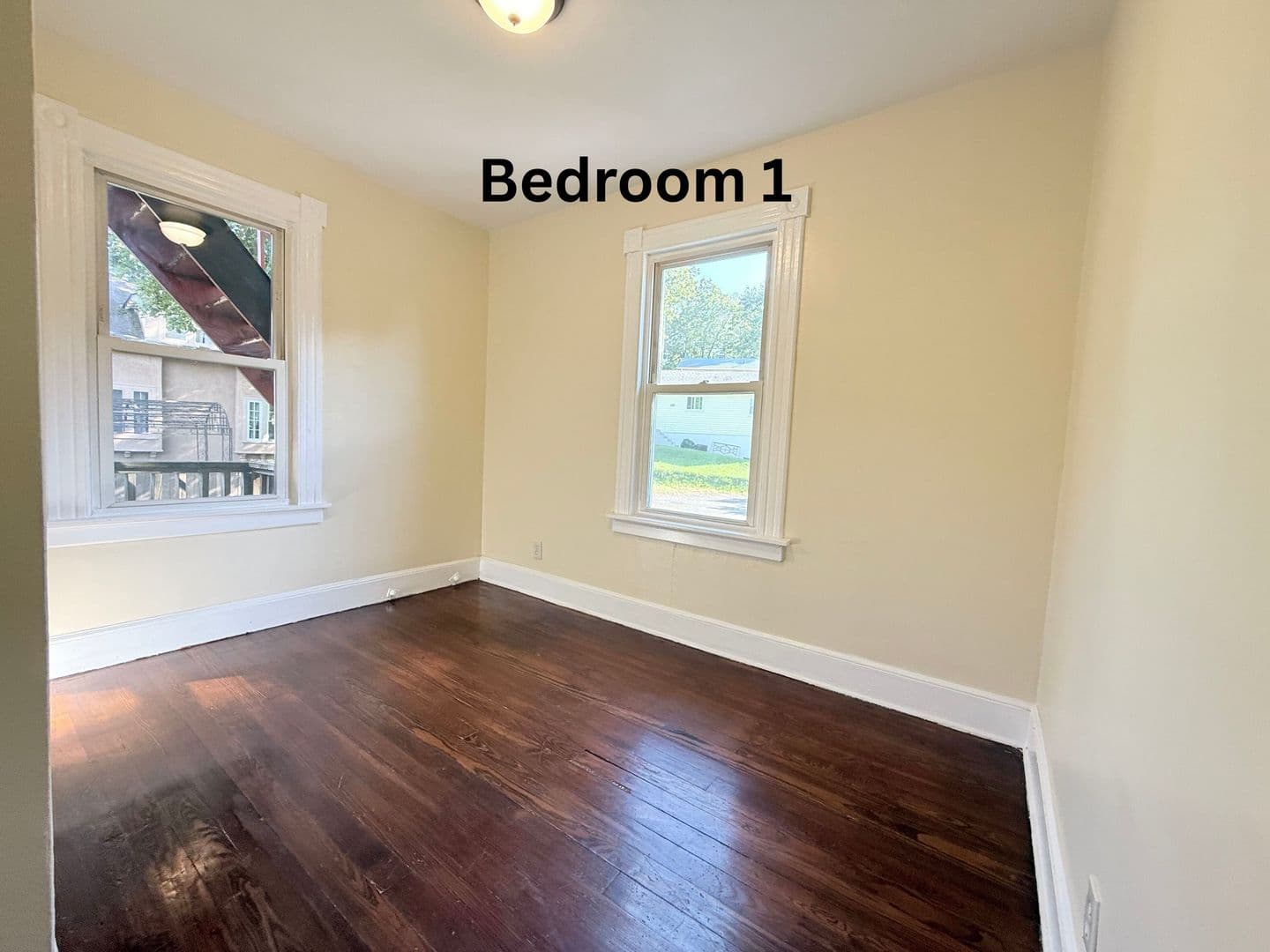 Meriden Apartment: 272 Highland Avenue