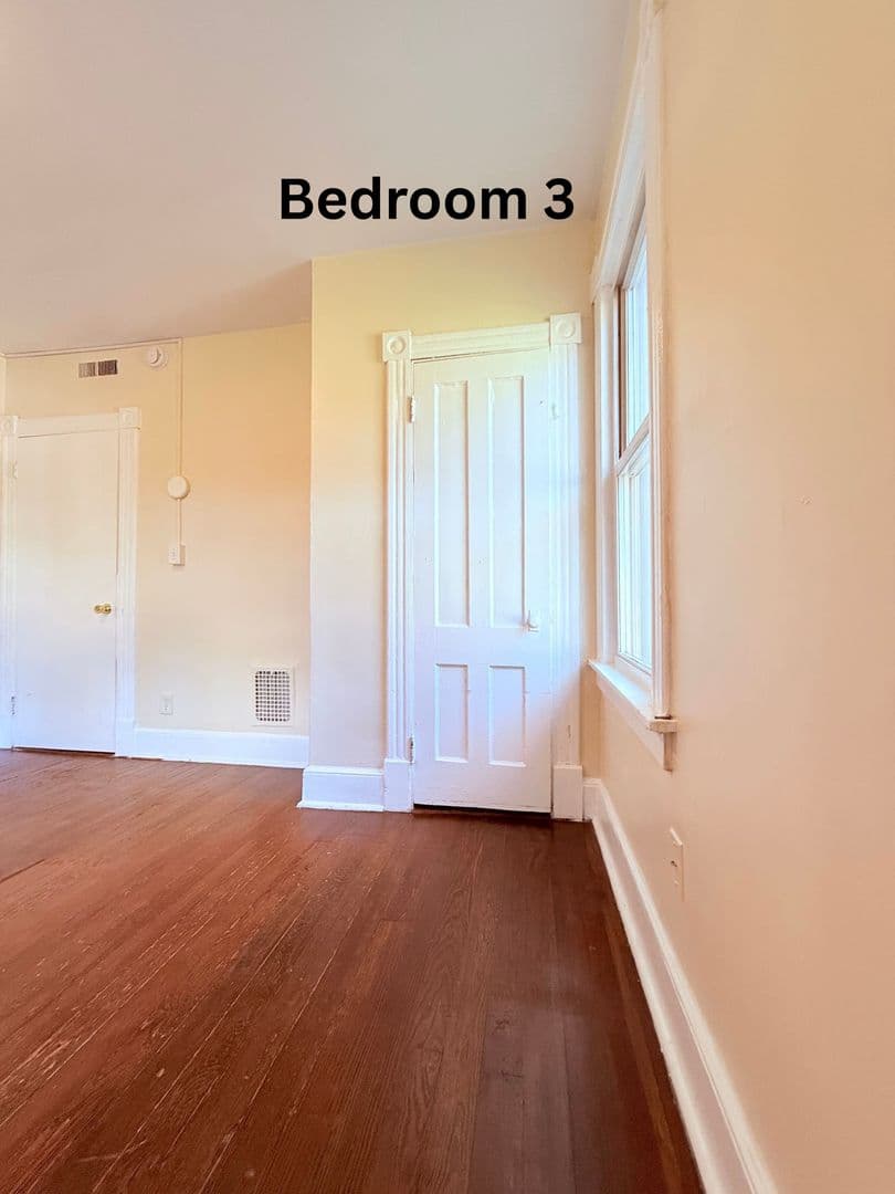 Meriden Apartment: 272 Highland Avenue