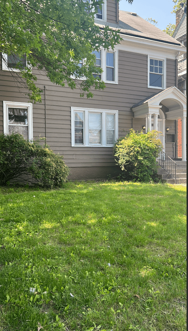 New Haven Apartment: 98 Sherman Avenue
