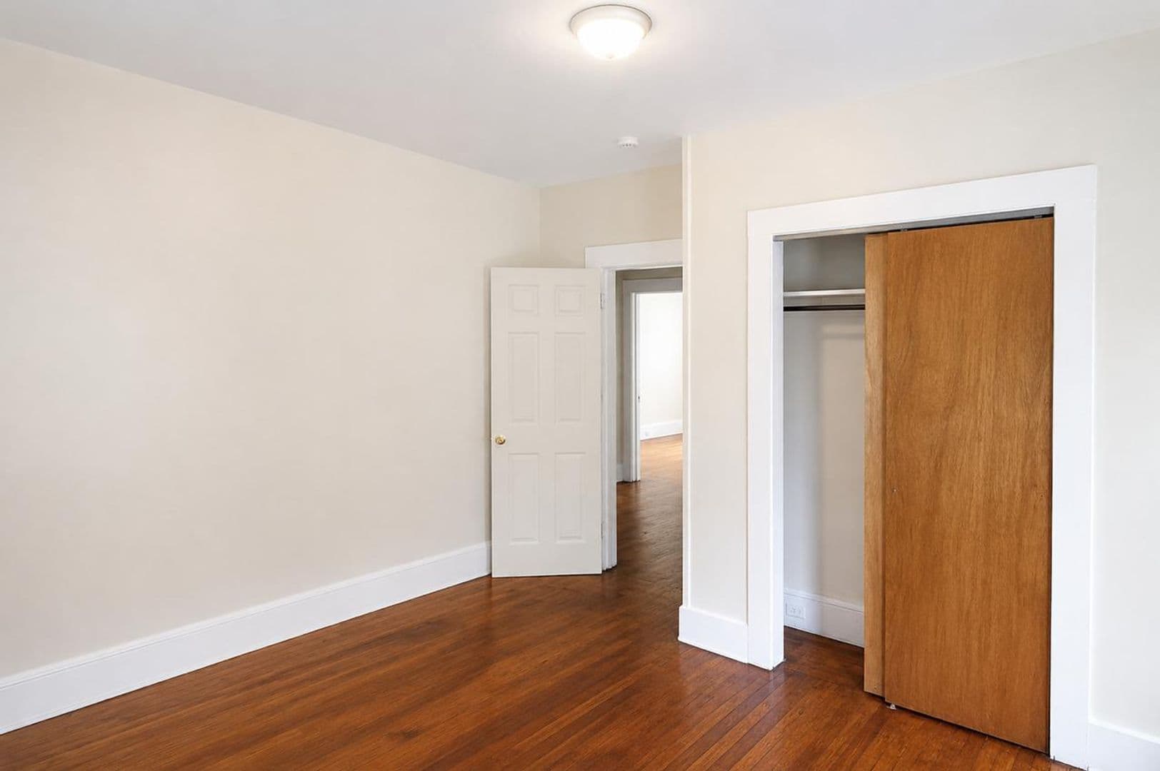 New Haven Apartment: 98 Sherman Avenue
