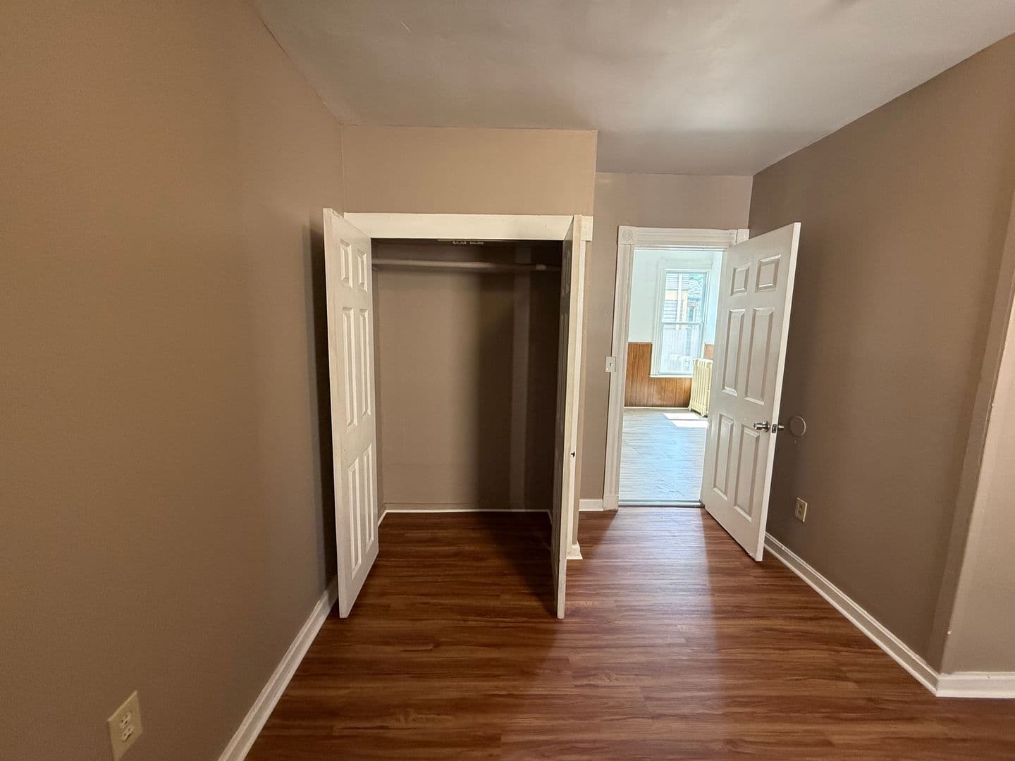 New Haven Apartment: 870 Elm Street