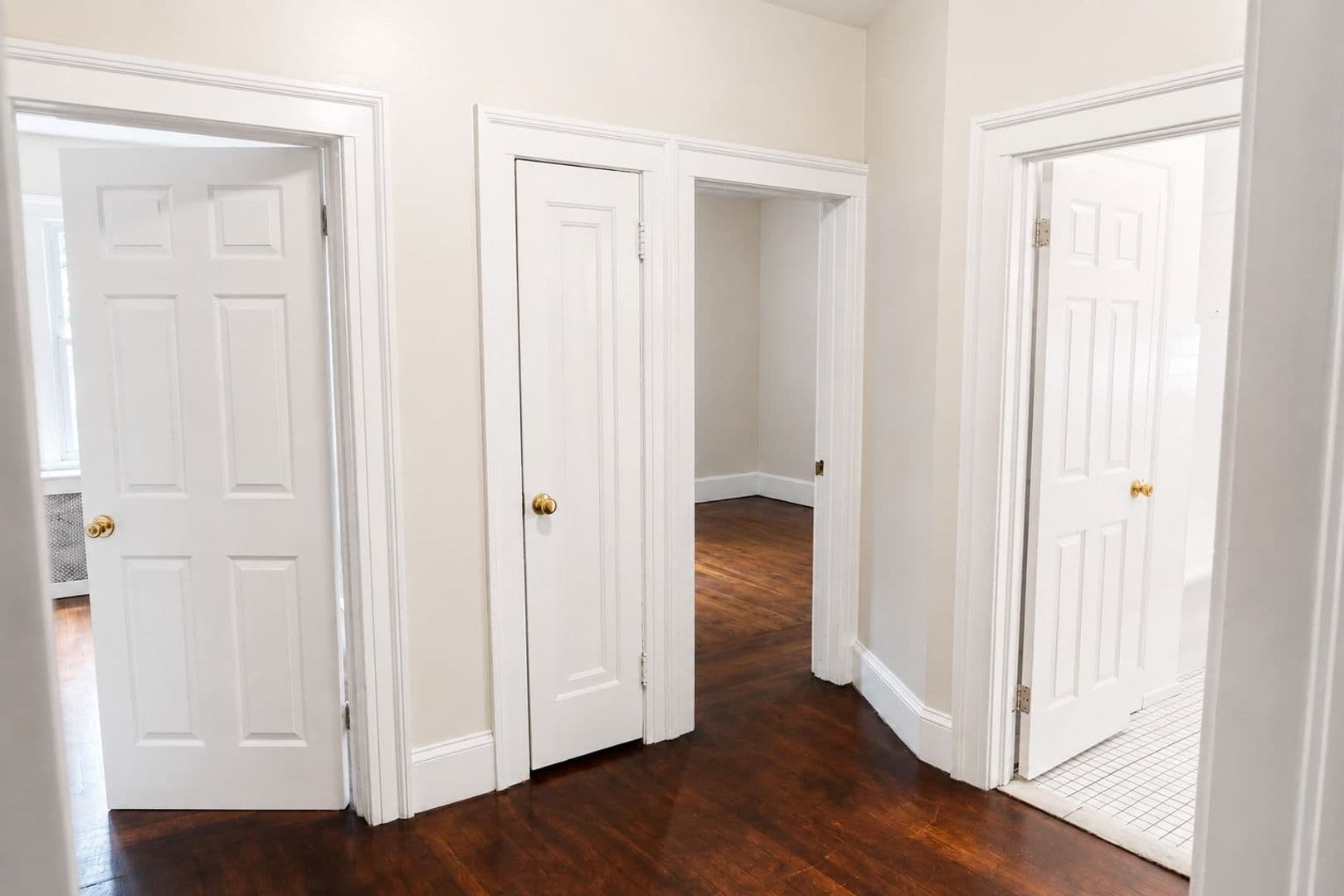 New Haven Apartment: 98 Sherman Avenue