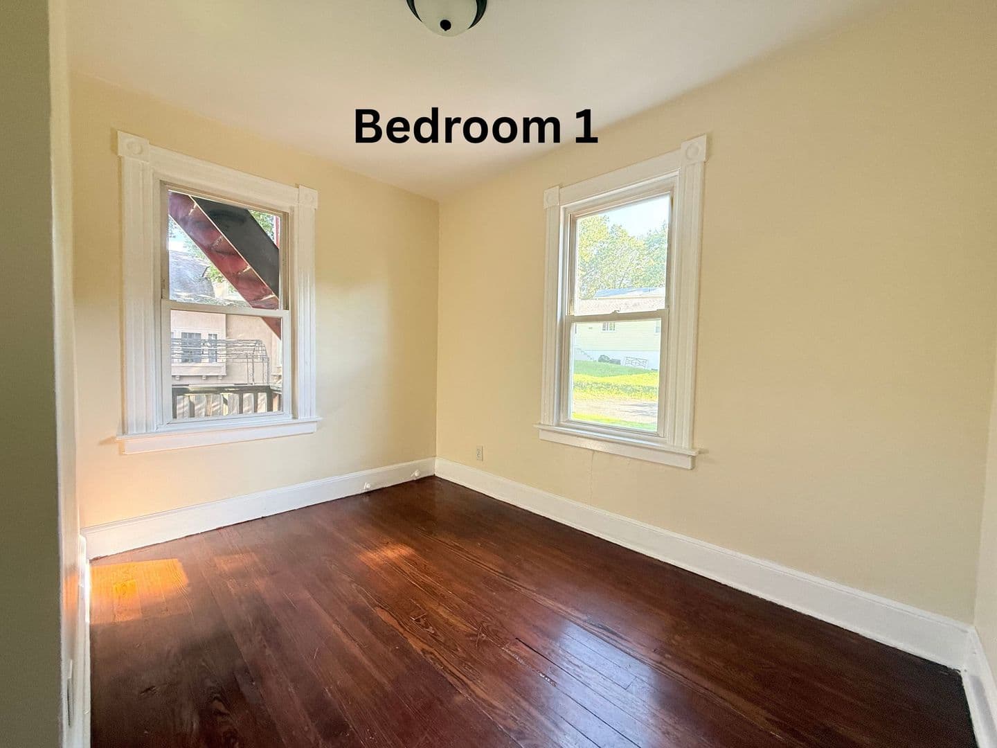 Meriden Apartment: 272 Highland Avenue