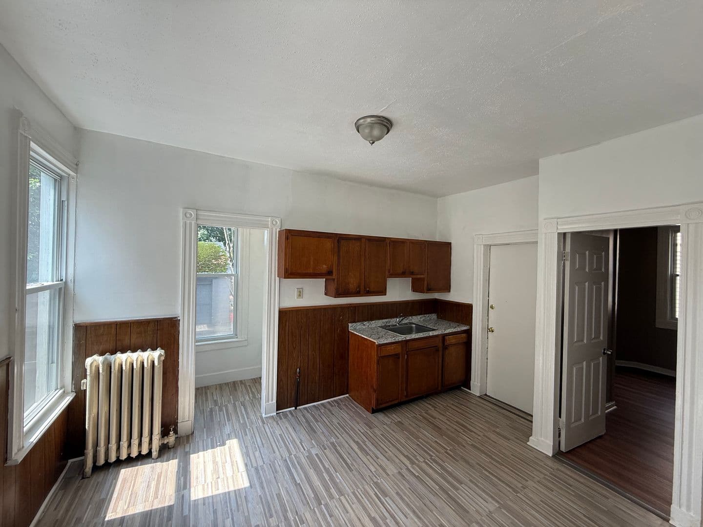 New Haven Apartment: 870 Elm Street