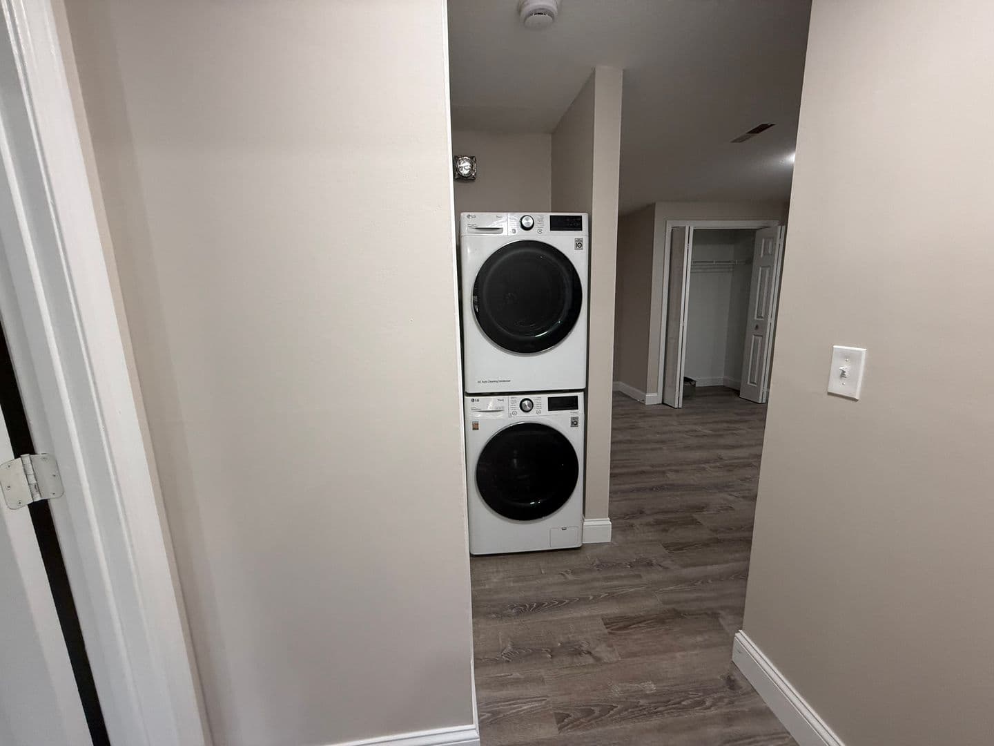 Billerica Apartment: 13-27 Kenmar Drive