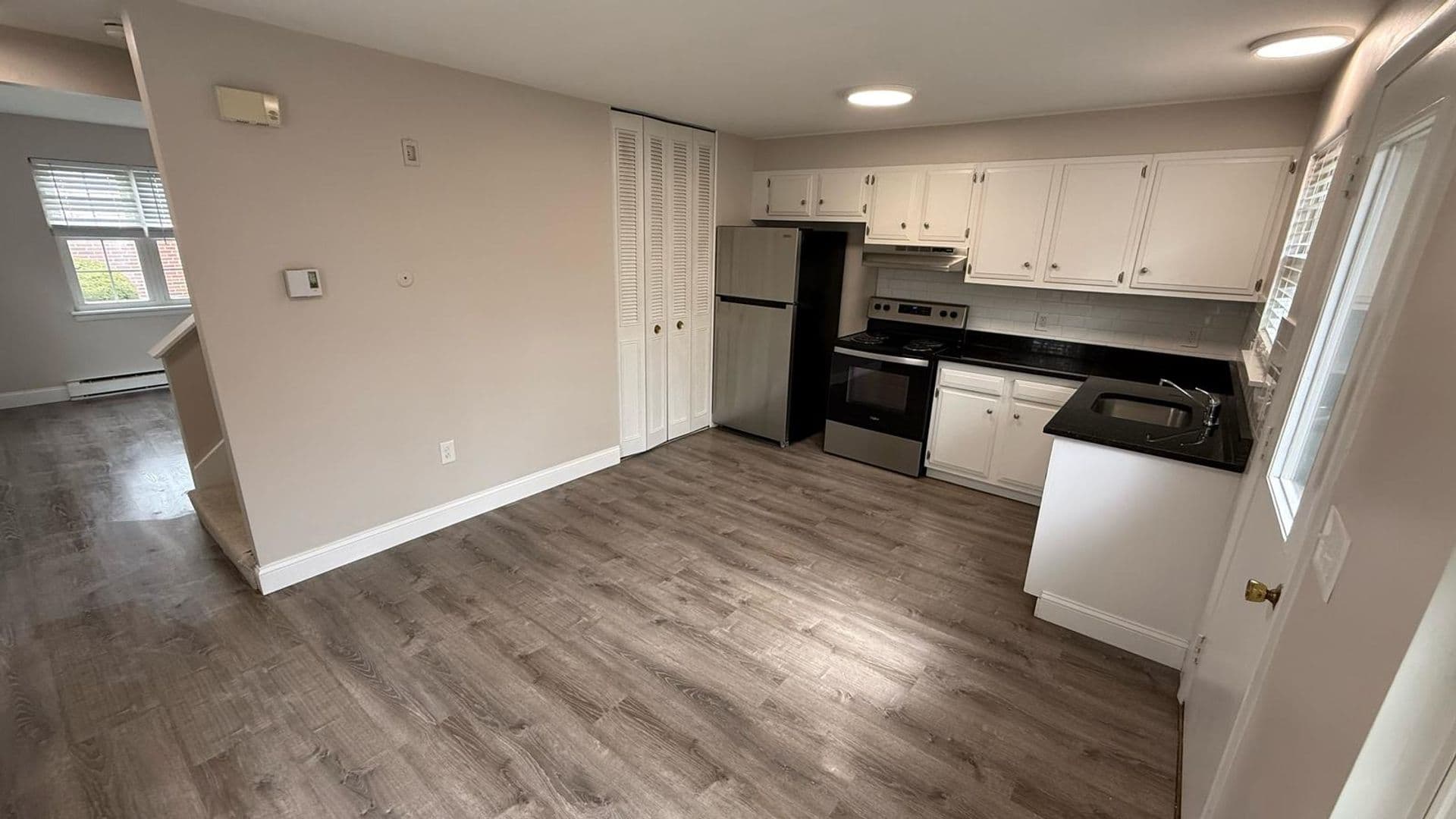 Leominster Apartment: 221 West Street