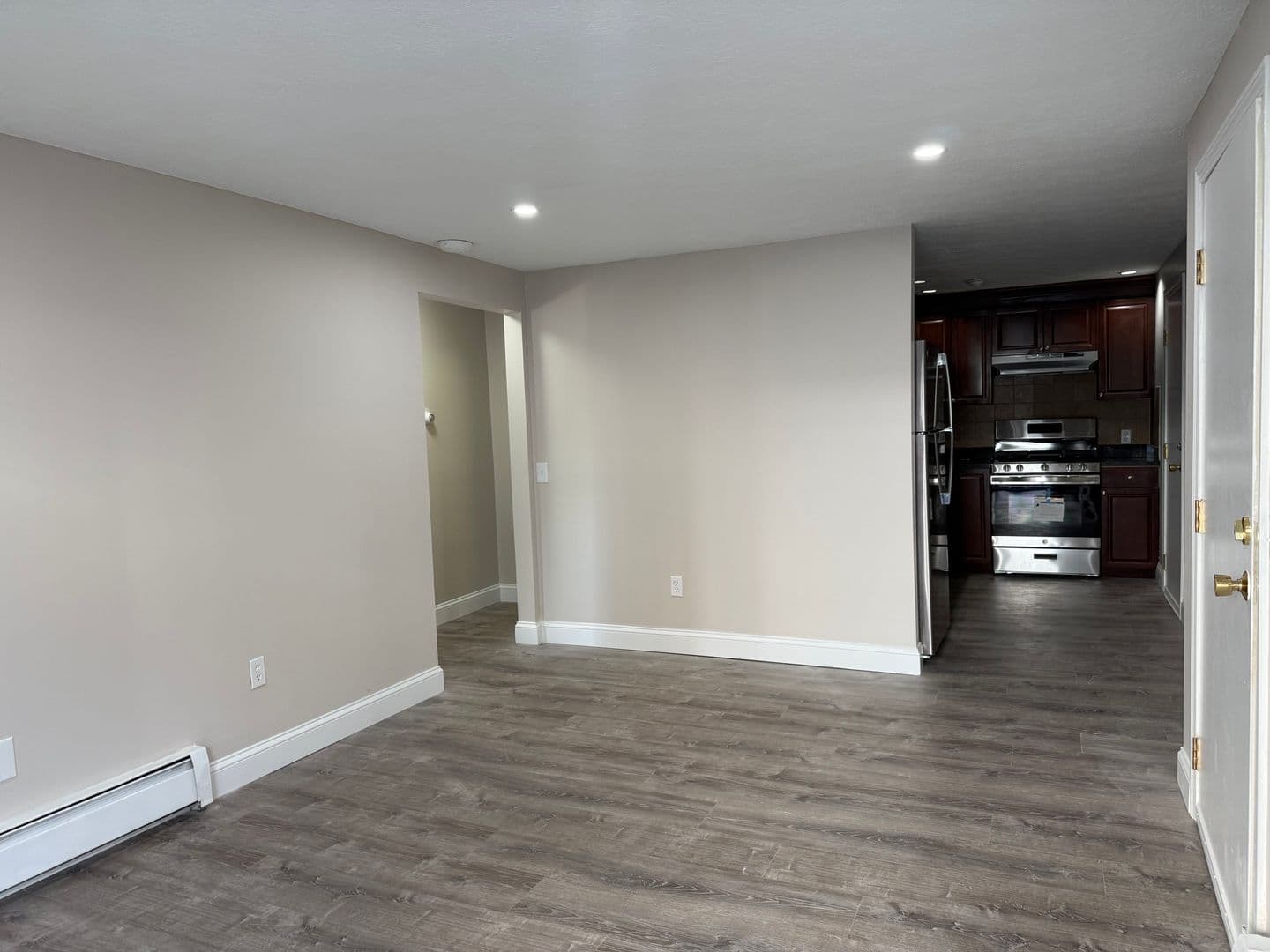 Billerica Apartment: 13-27 Kenmar Drive