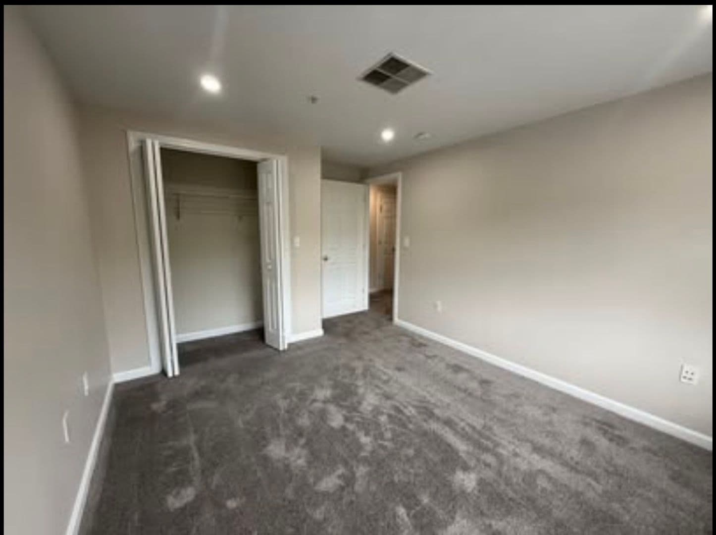Billerica Apartment: 13-27 Kenmar Drive