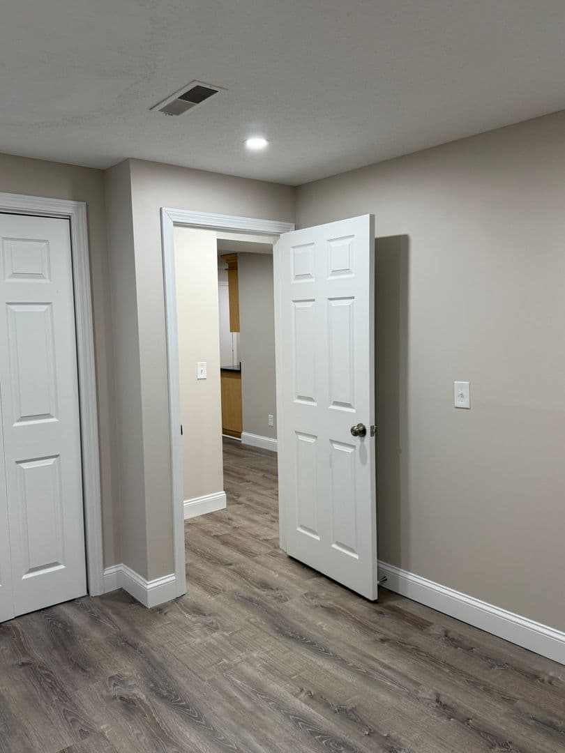 Billerica Apartment: 13-27 Kenmar Drive