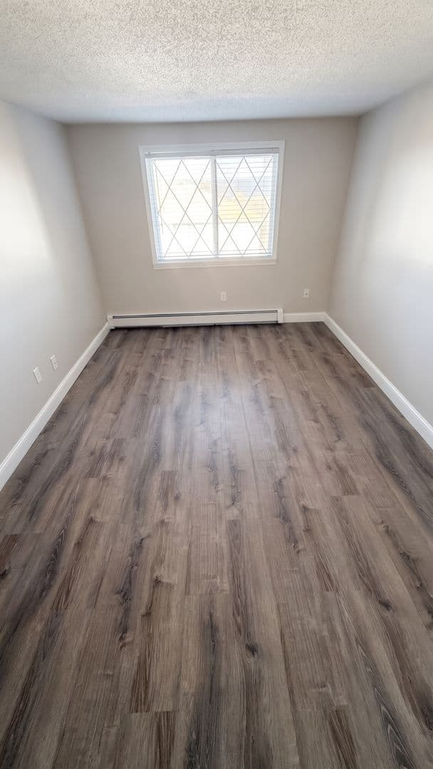 Leominster Apartment: 47 Princeton Street