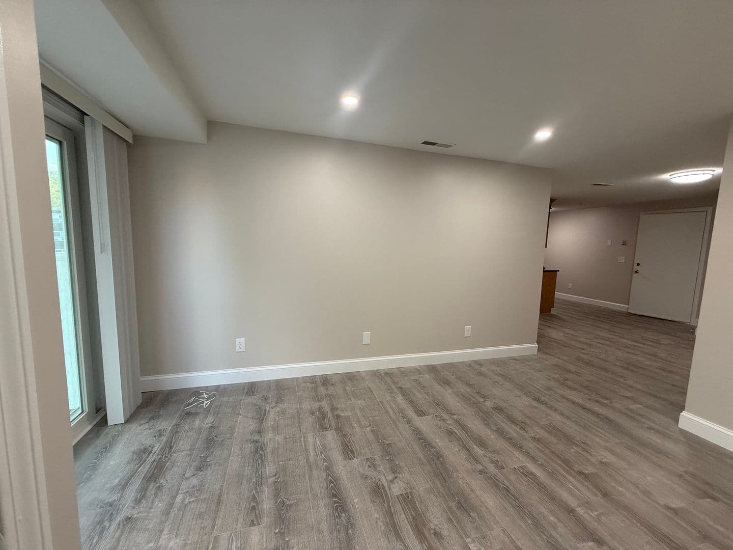 Billerica Apartment: 13-27 Kenmar Drive