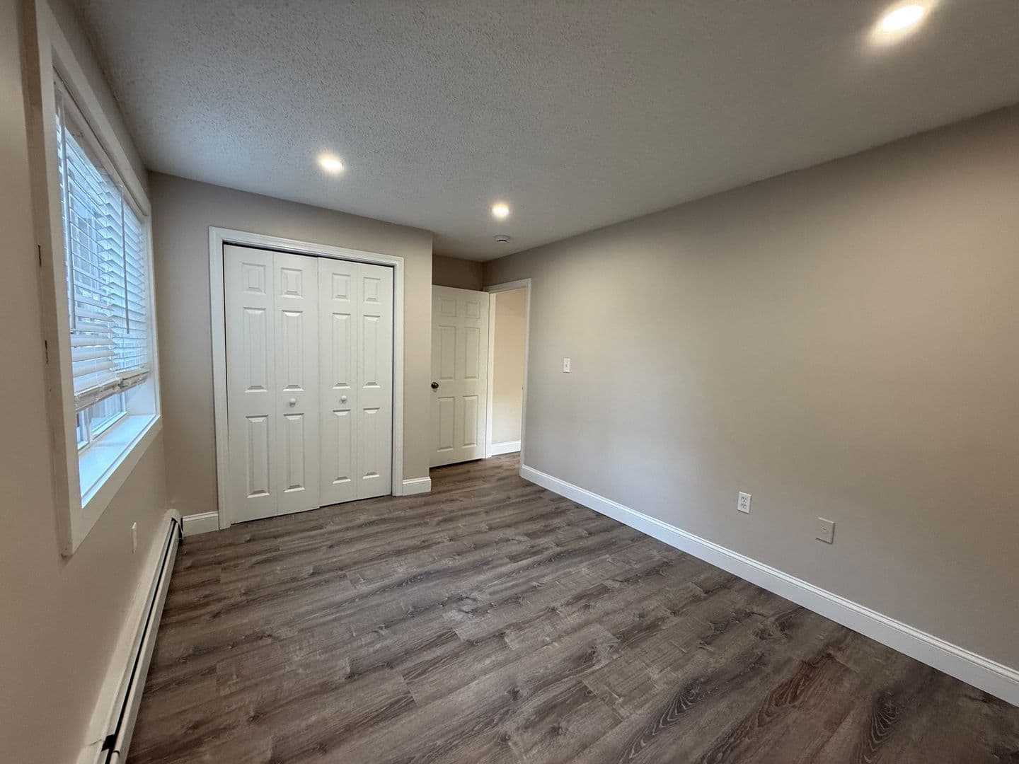 Billerica Apartment: 13-27 Kenmar Drive