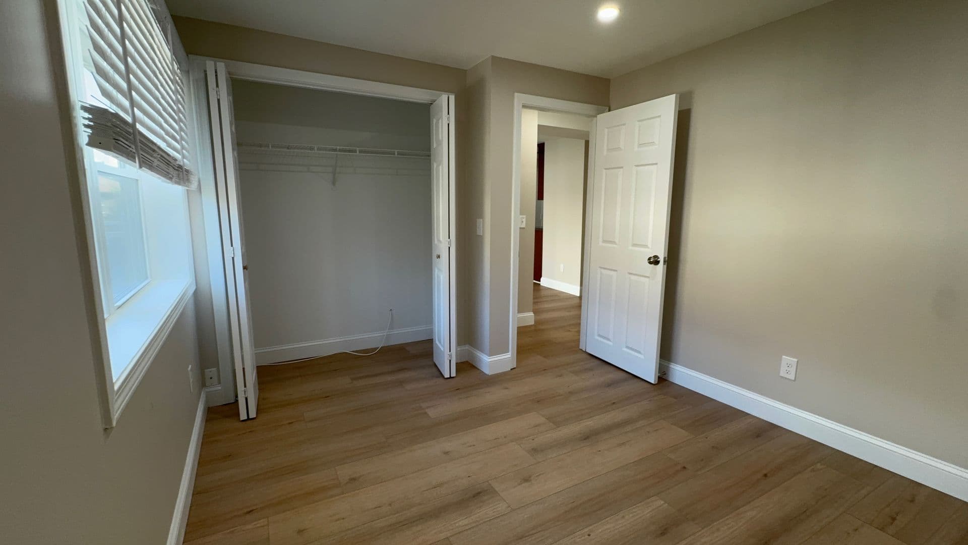 Billerica Apartment: 13-27 Kenmar Drive