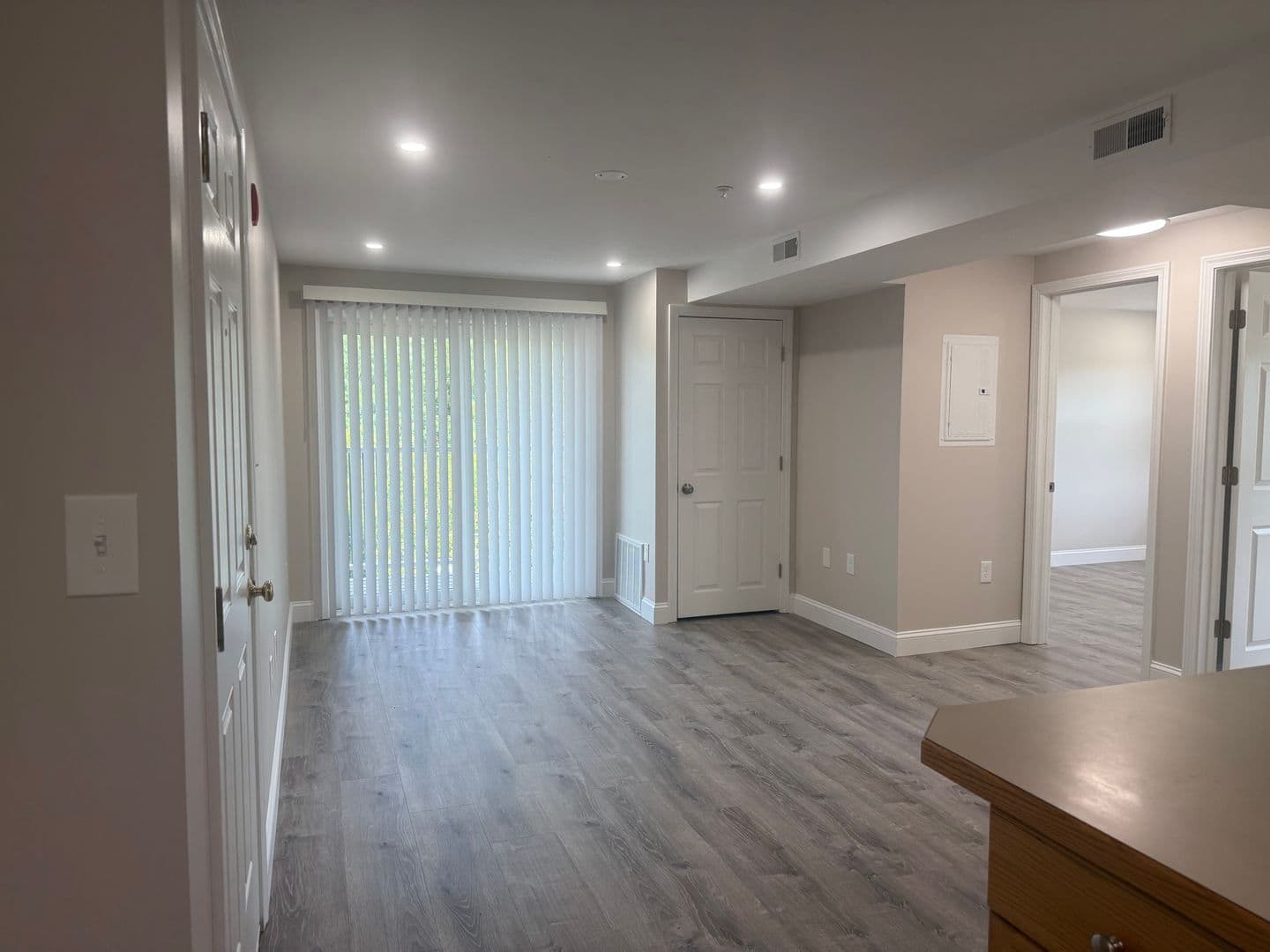 Billerica Apartment: 13-27 Kenmar Drive