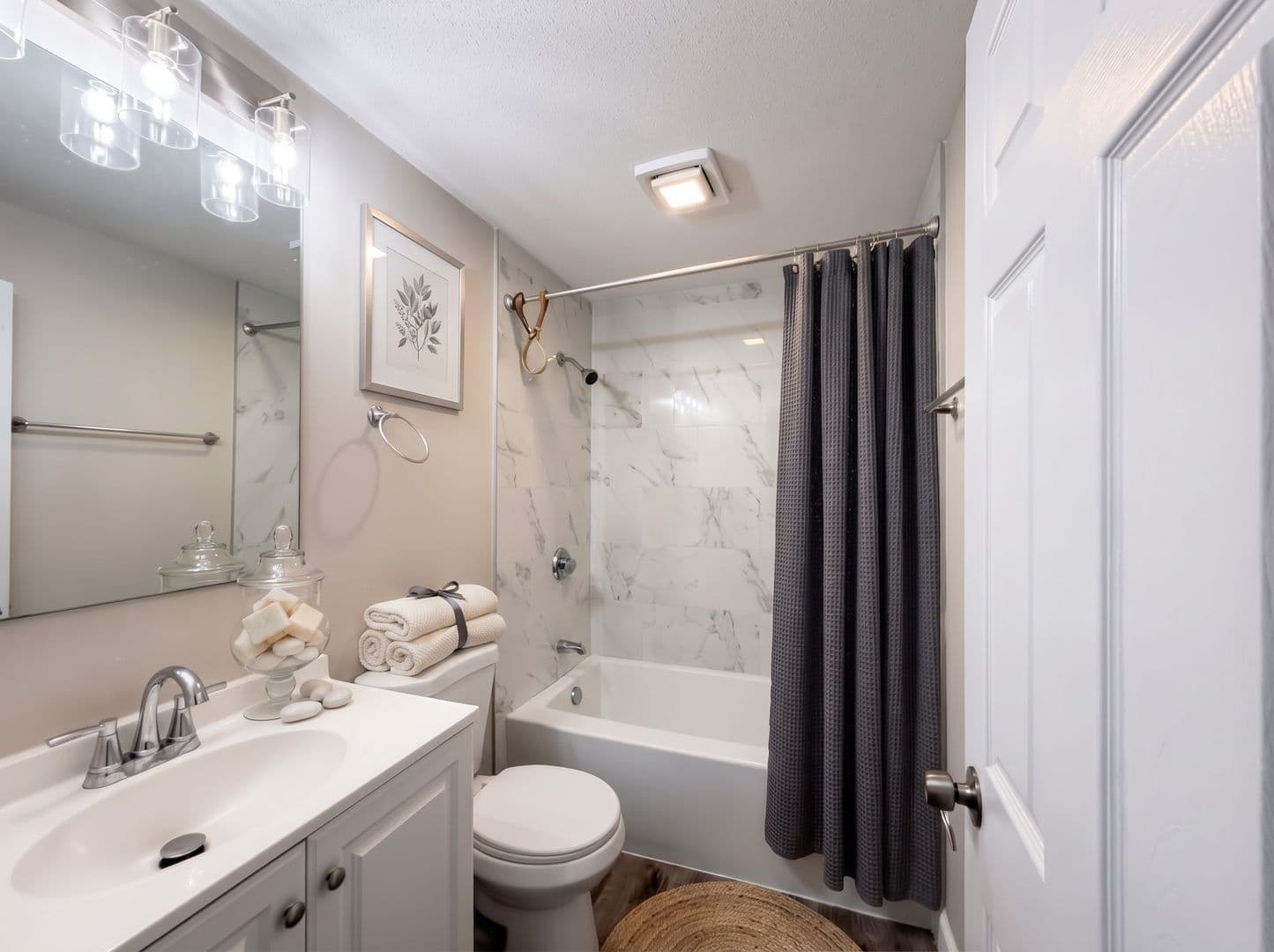 Billerica Apartment: 13-27 Kenmar Drive