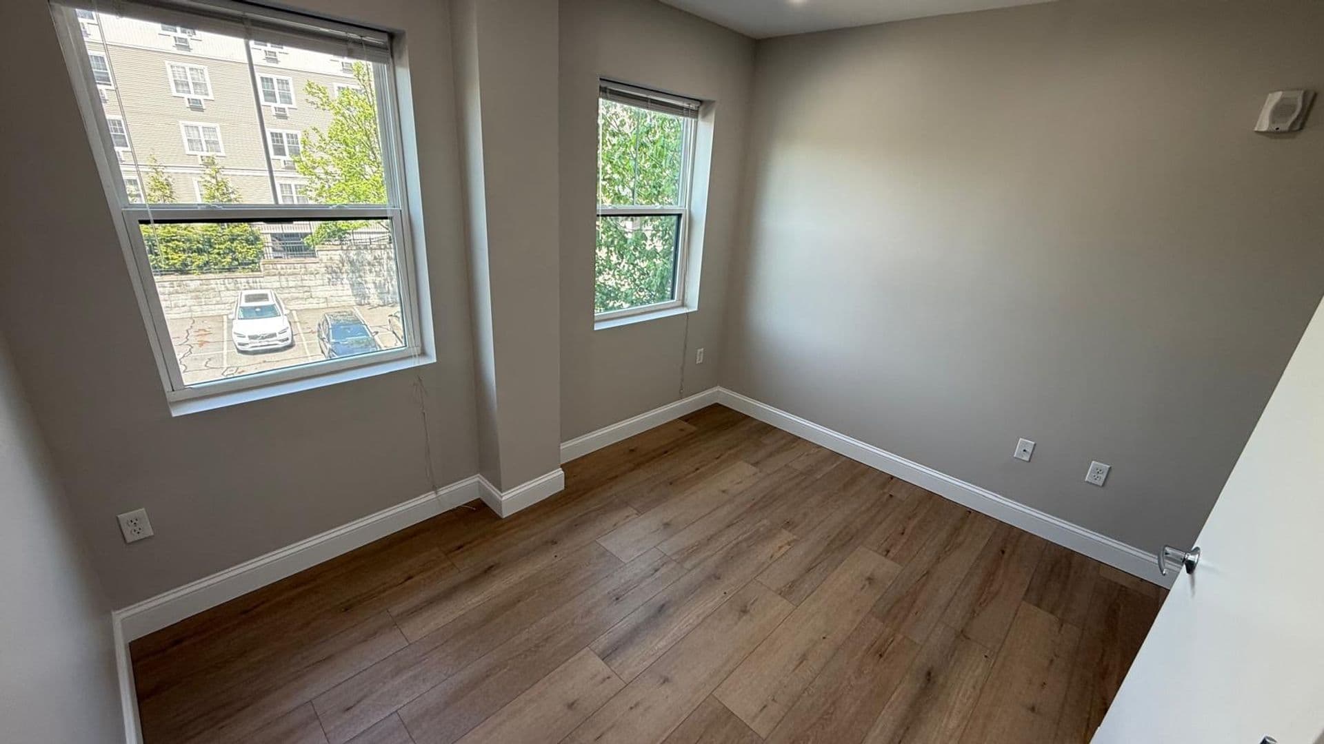 Attleboro Apartment: 75 South Main St