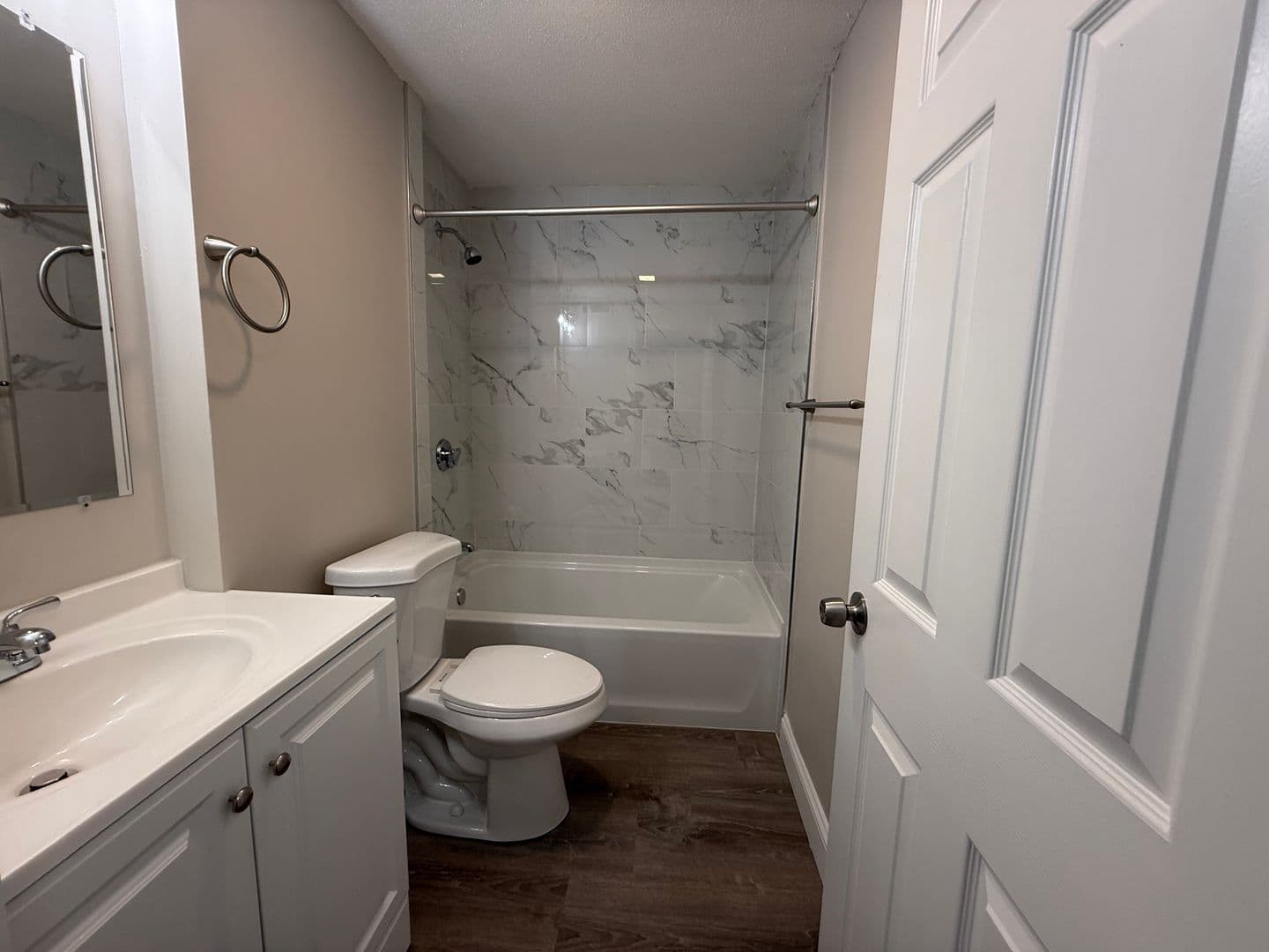 Billerica Apartment: 13-27 Kenmar Drive