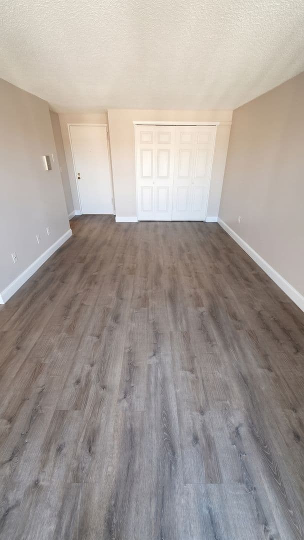 Leominster Apartment: 47 Princeton Street