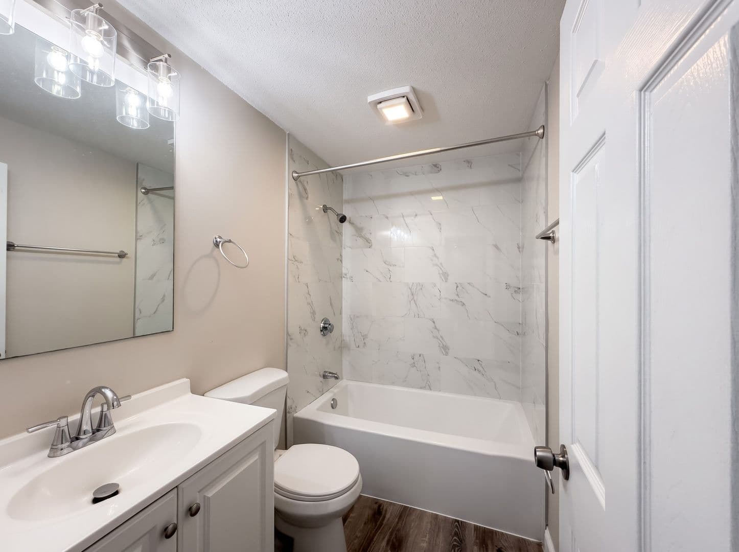 Billerica Apartment: 13-27 Kenmar Drive