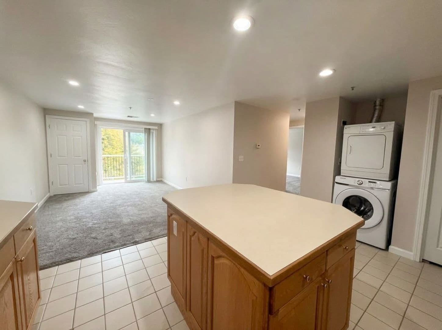 Billerica Apartment: 13-27 Kenmar Drive