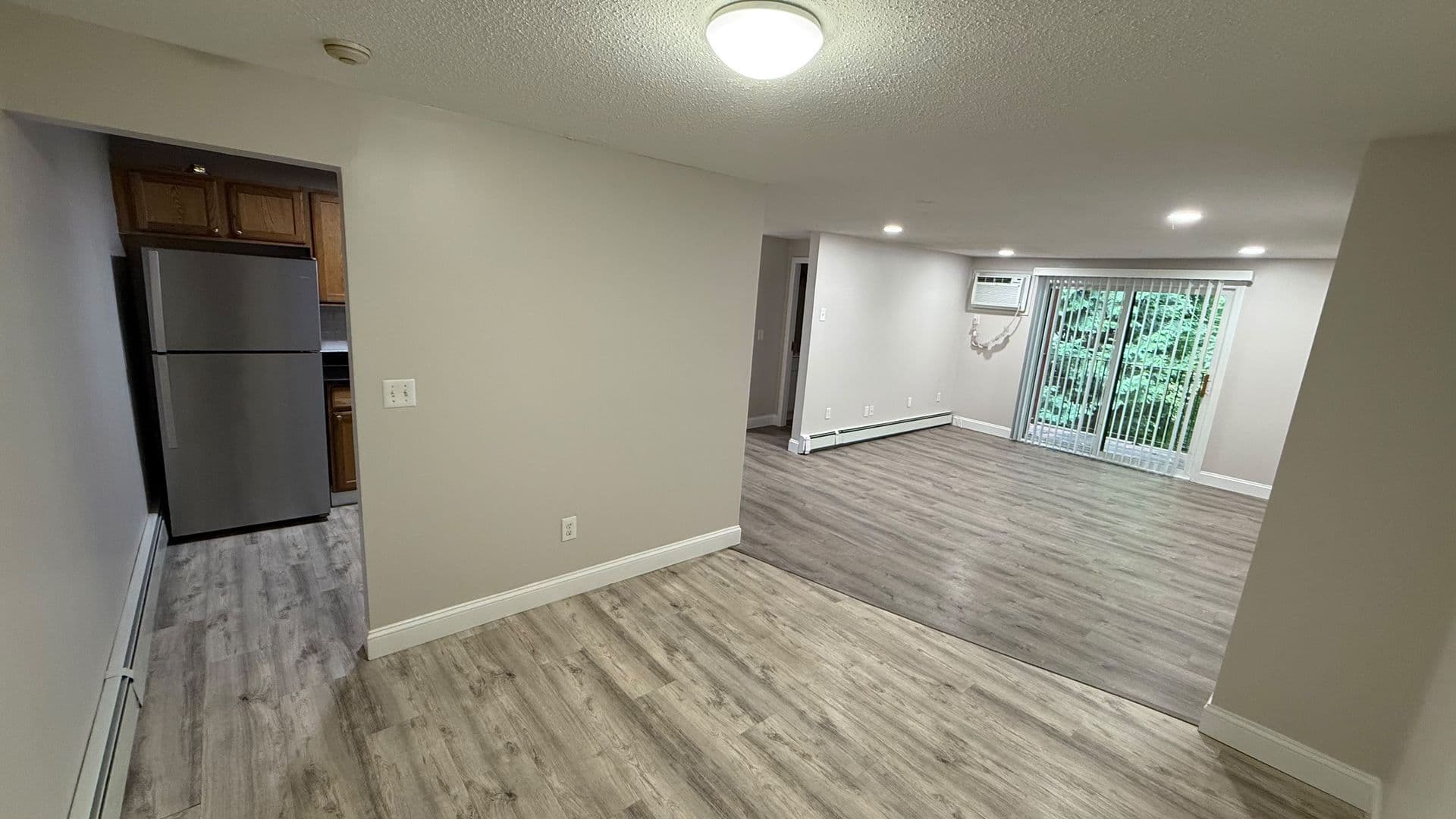 Leominster Apartment: 47 Princeton Street