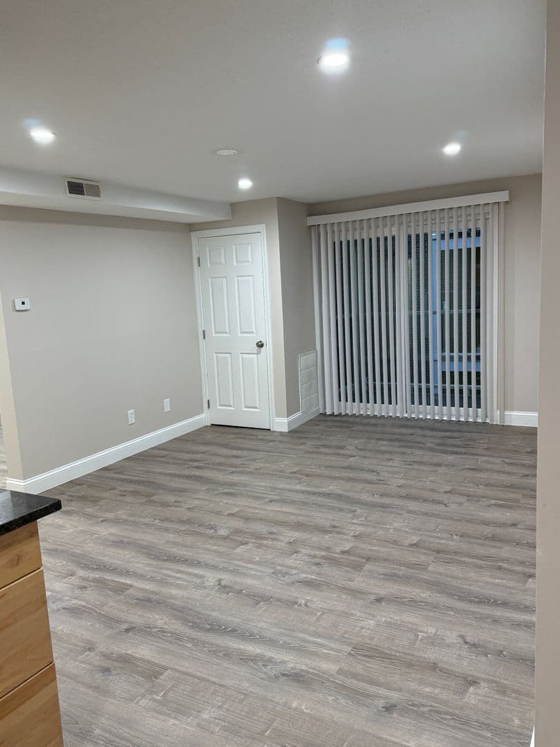 Billerica Apartment: 13-27 Kenmar Drive