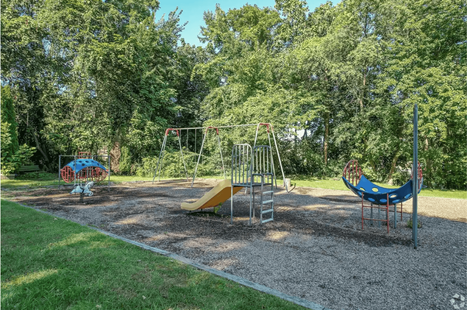 Framingham Apartment: 10 Greenview Street