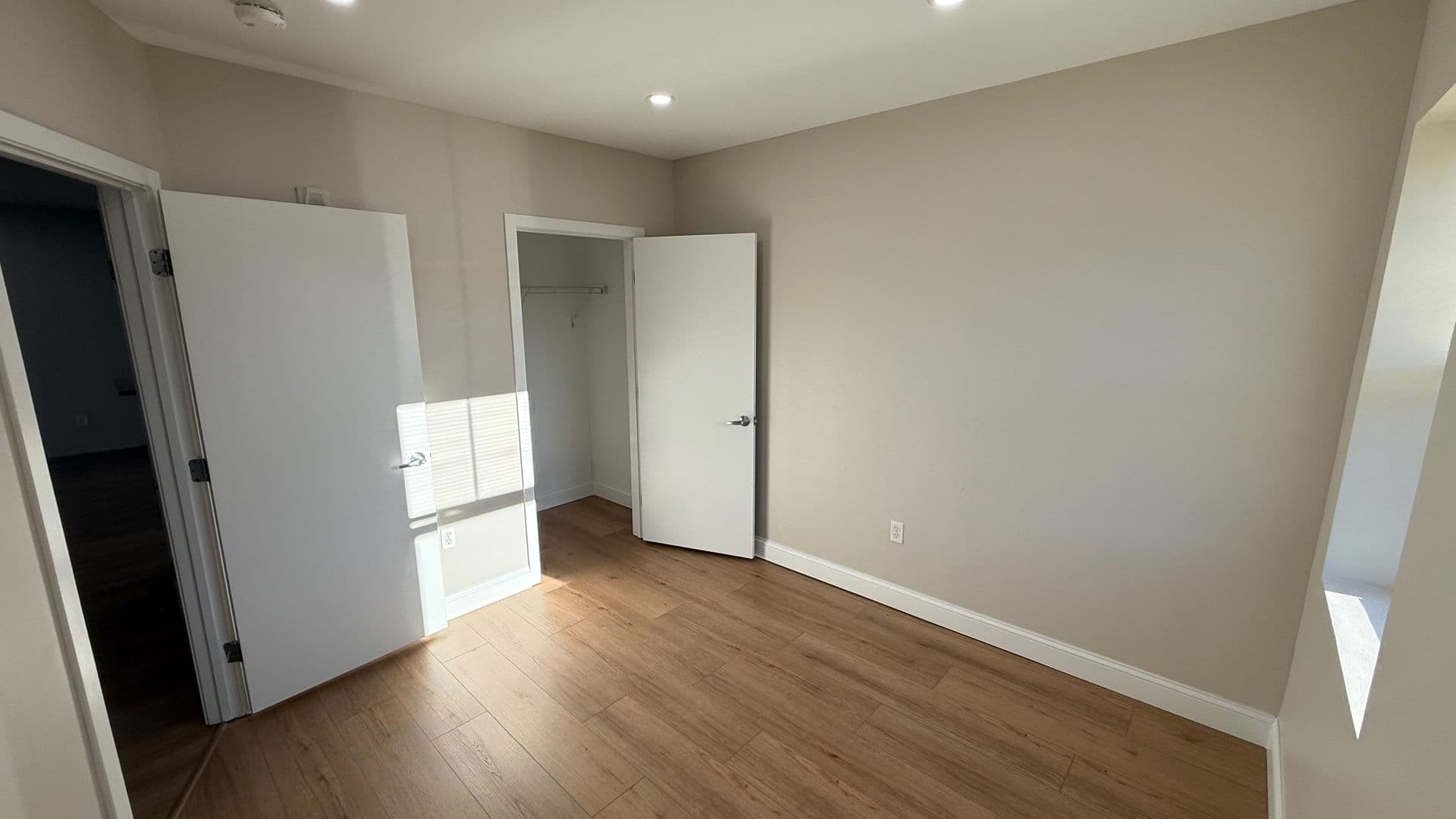 Attleboro Apartment: 75 South Main St