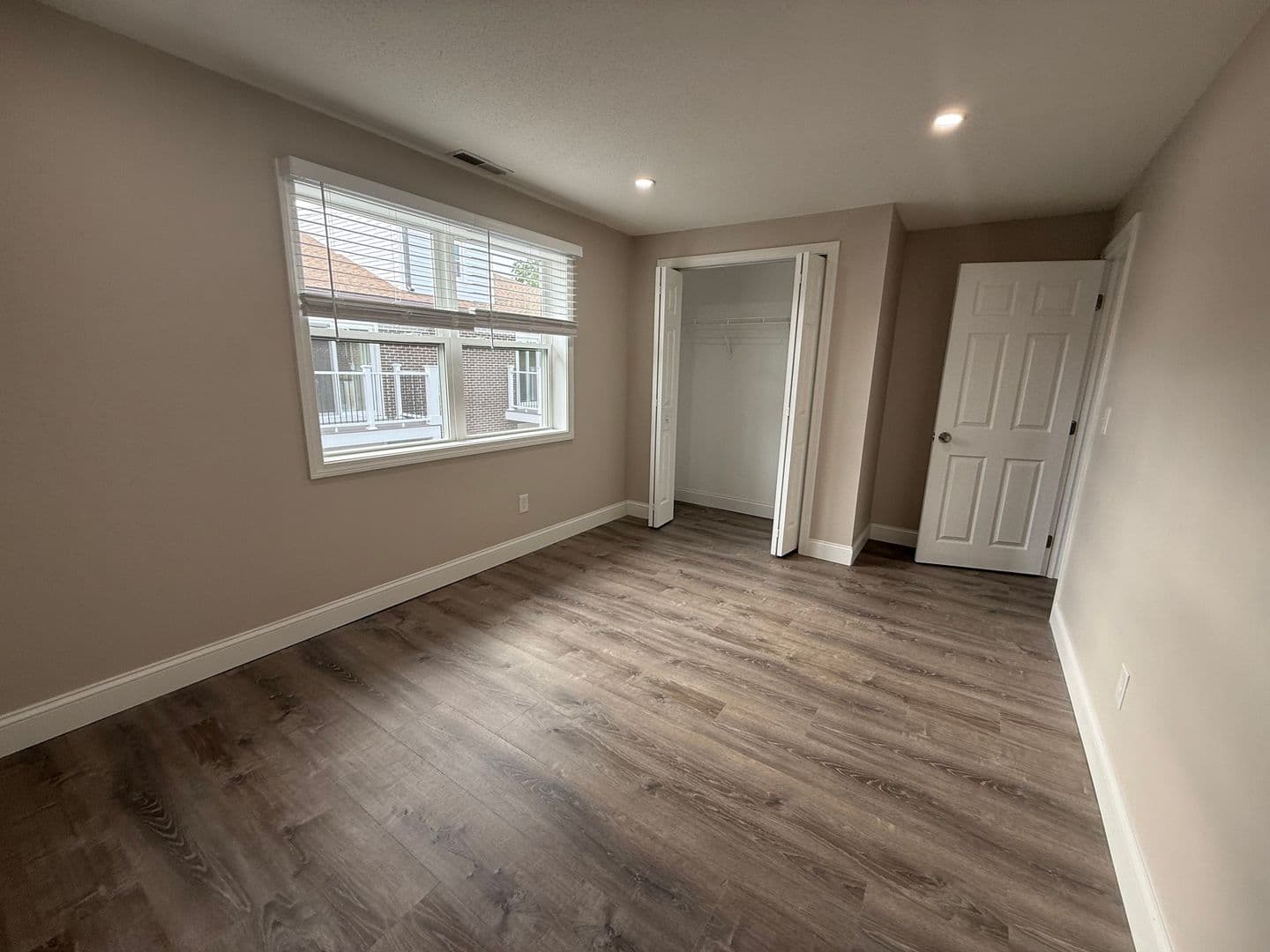 Billerica Apartment: 13-27 Kenmar Drive