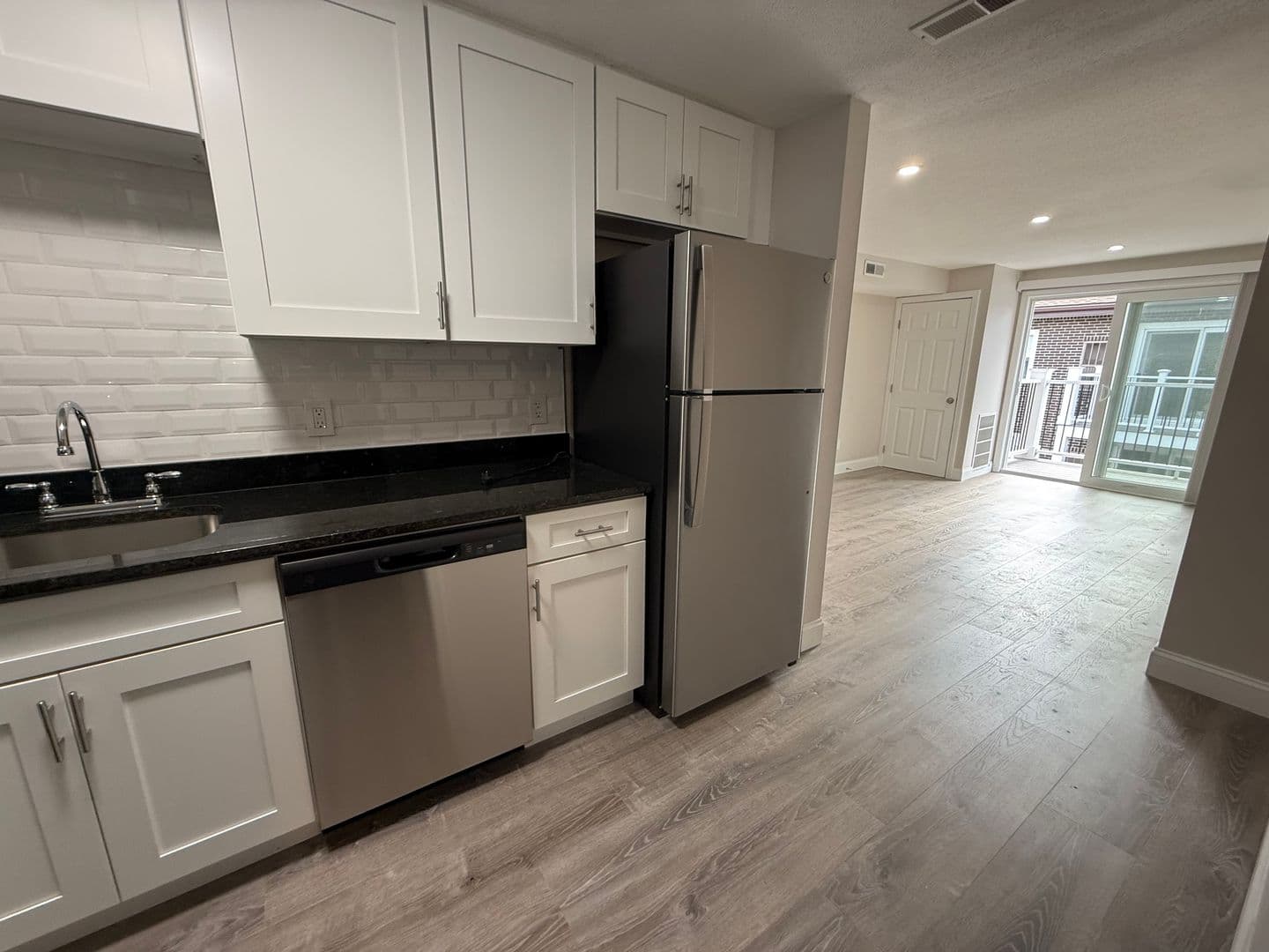 Billerica Apartment: 13-27 Kenmar Drive