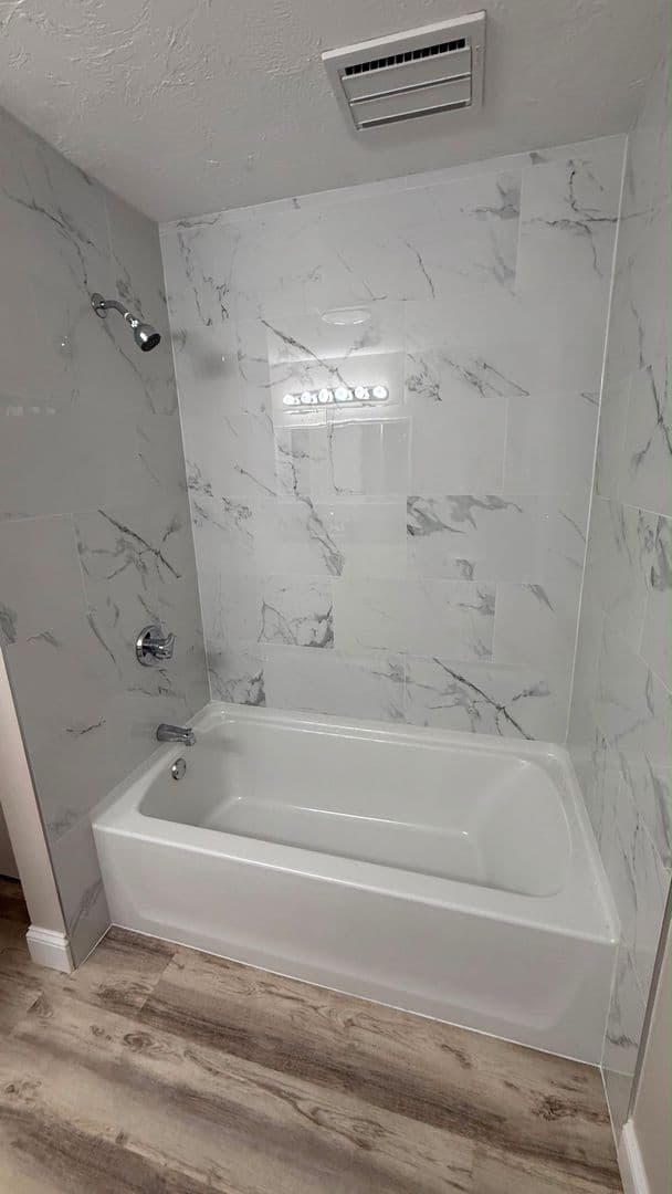 Webster Apartment: 310 Thompson Road
