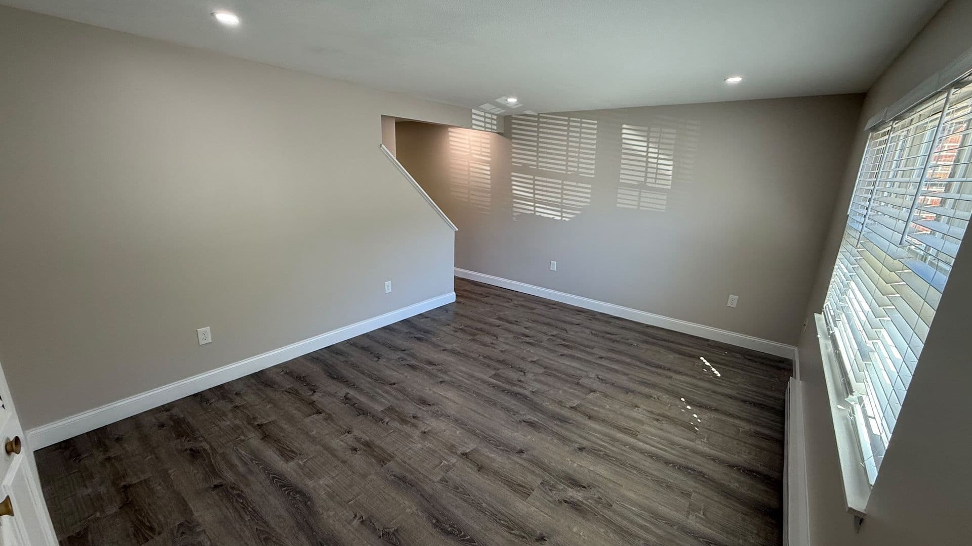 Leominster Apartment: 221 West Street