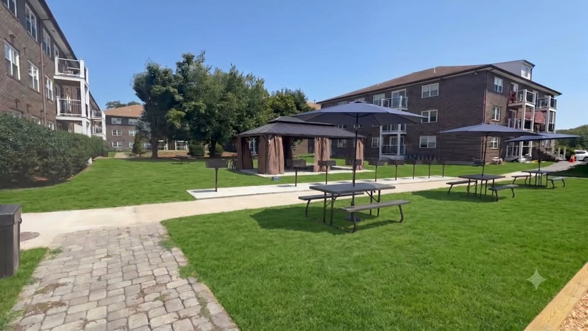 Billerica Apartment: 13-27 Kenmar Drive