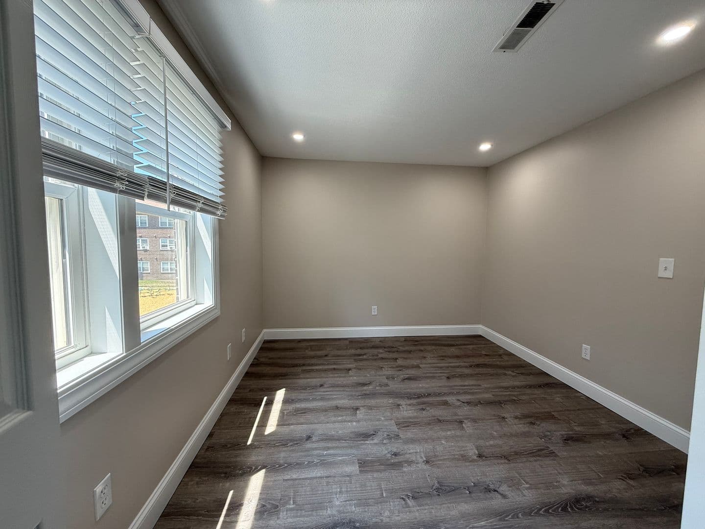 Billerica Apartment: 13-27 Kenmar Drive