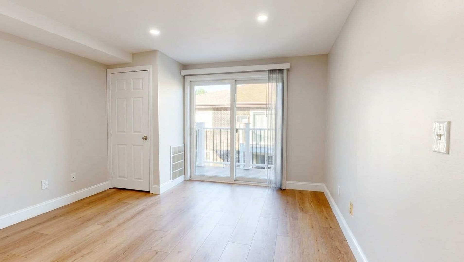 Billerica Apartment: 13-27 Kenmar Drive