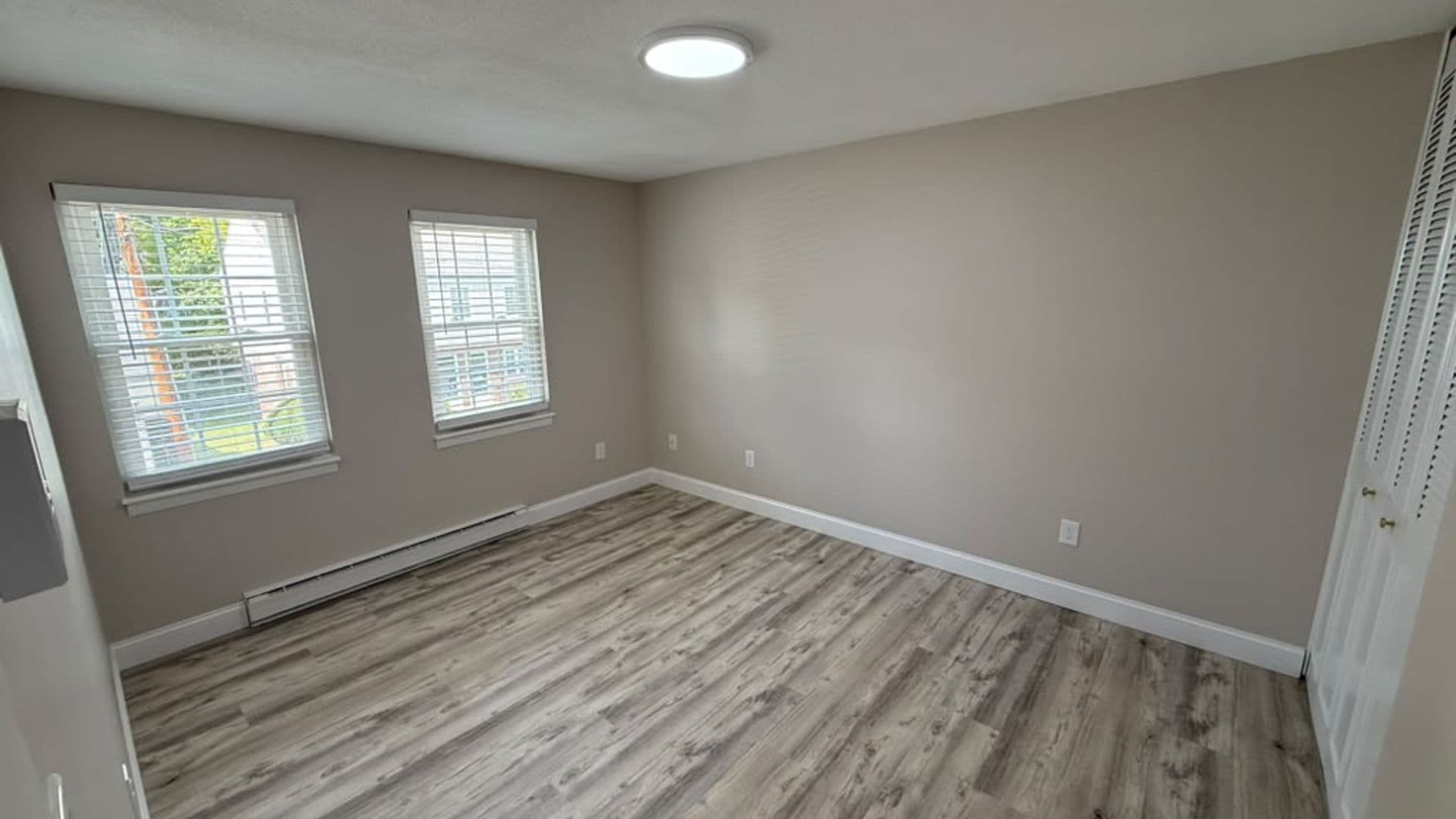 Leominster Apartment: 221 West Street