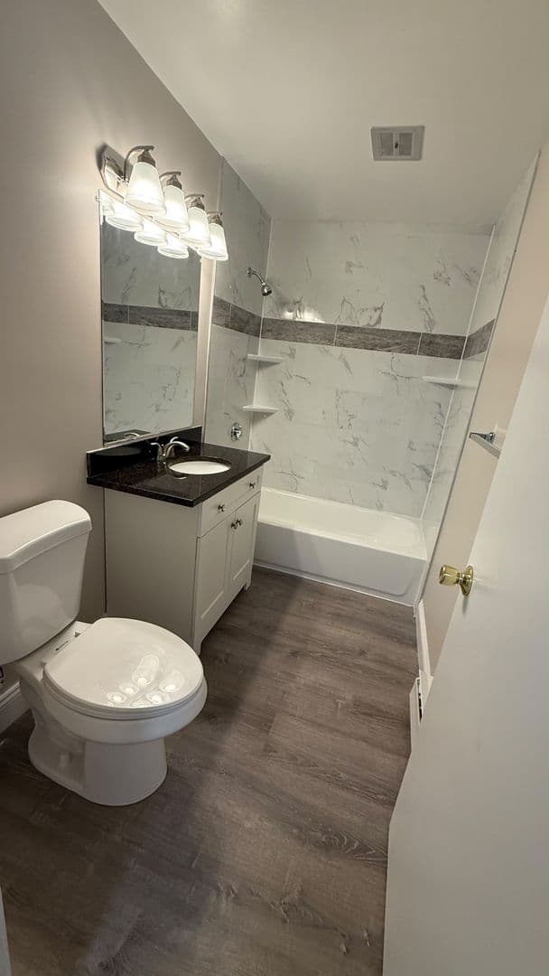 Leominster Apartment: 221 West Street