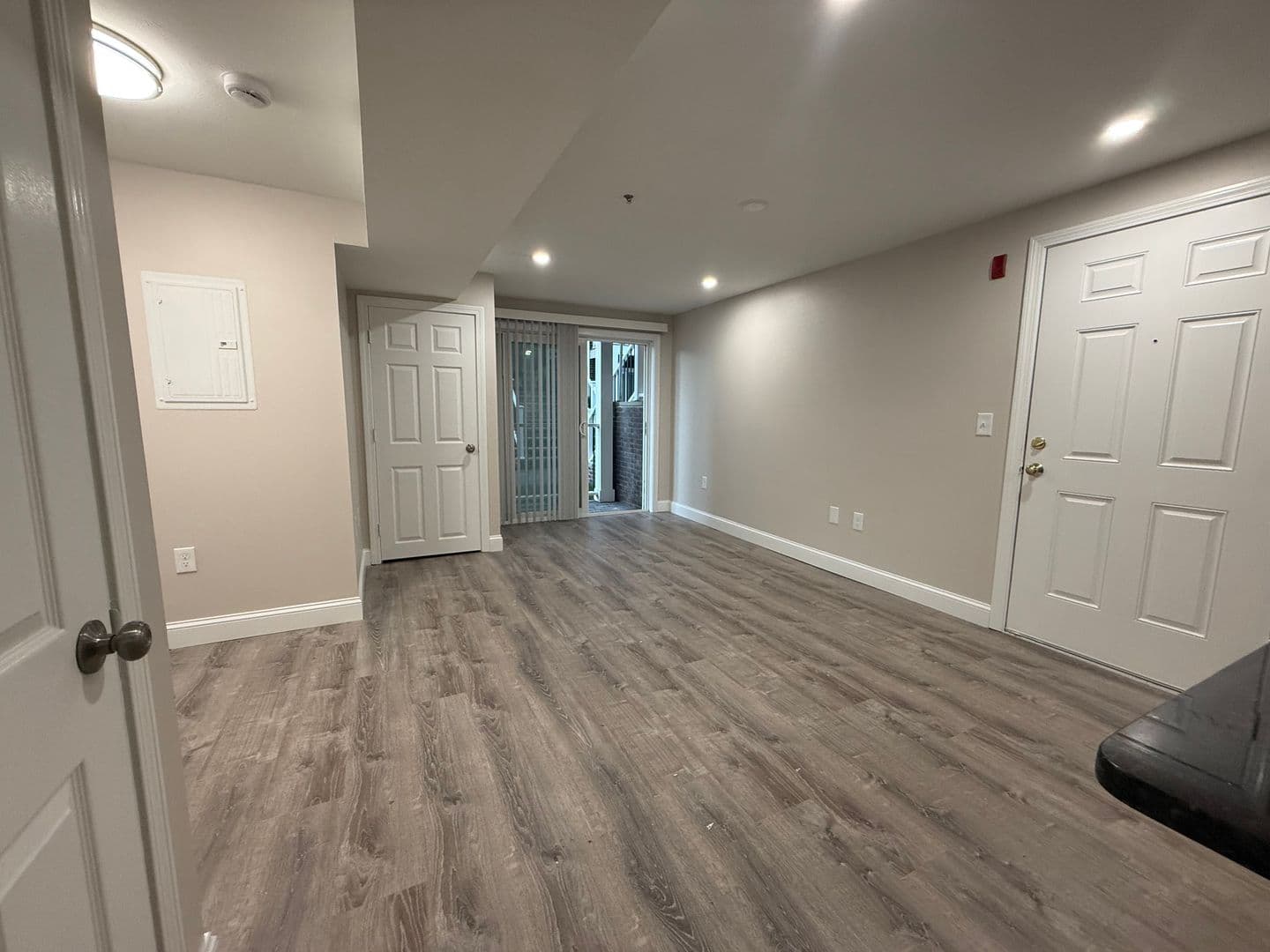 Billerica Apartment: 13-27 Kenmar Drive
