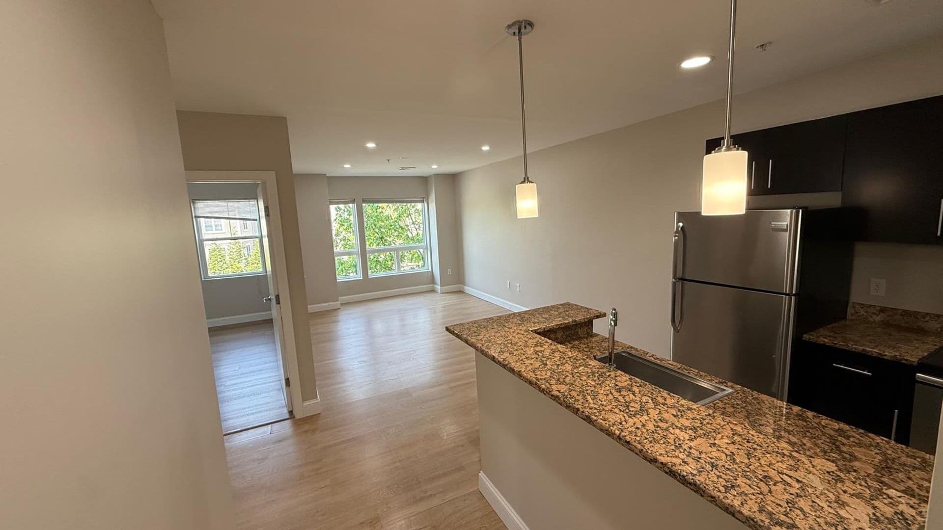 Attleboro Apartment: 75 South Main St