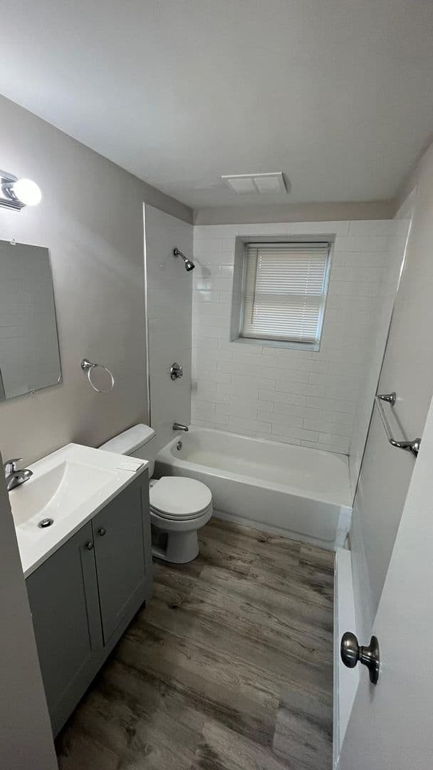 North Grafton Apartment: 8-12 Perry Street