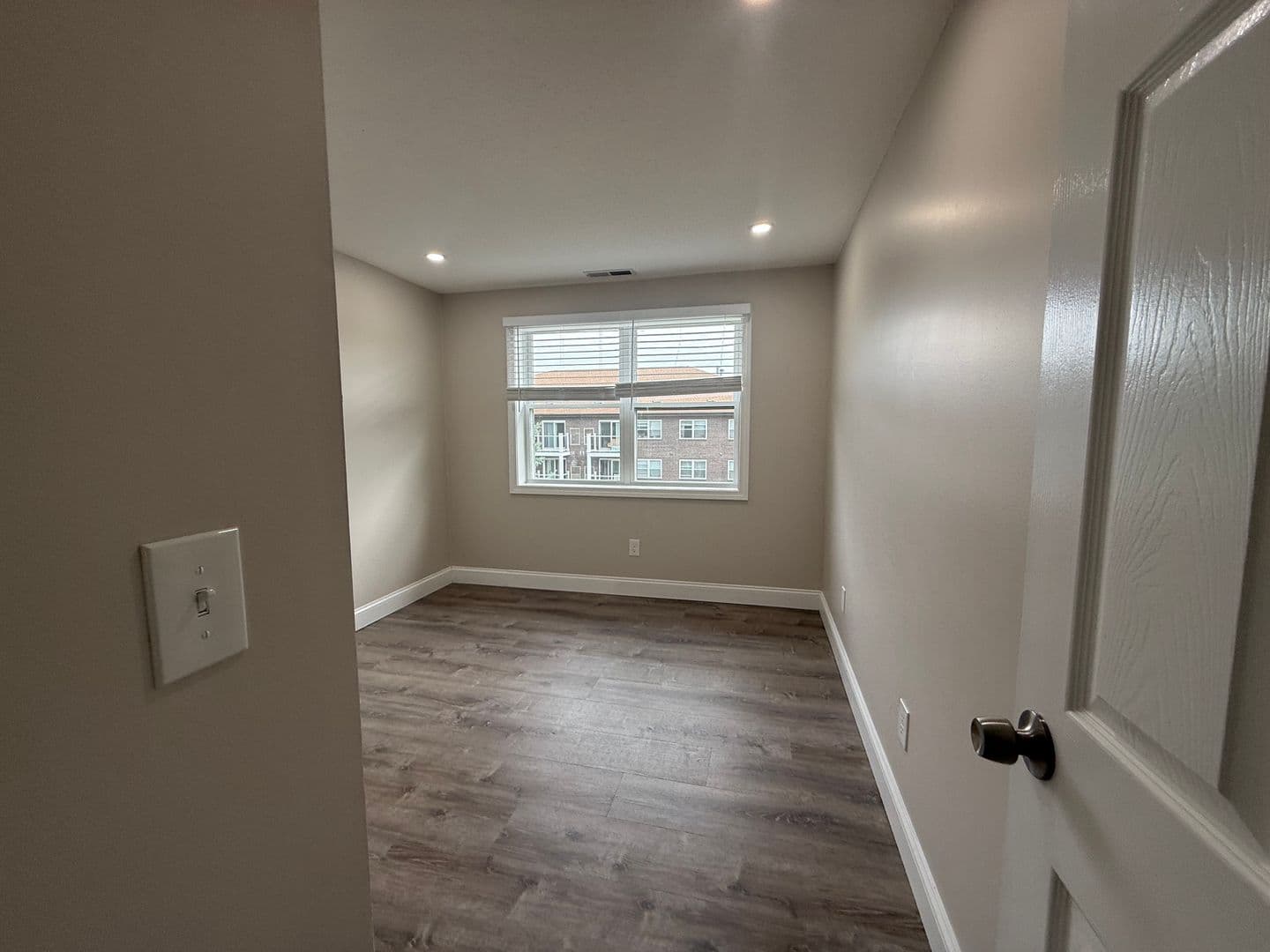 Billerica Apartment: 13-27 Kenmar Drive