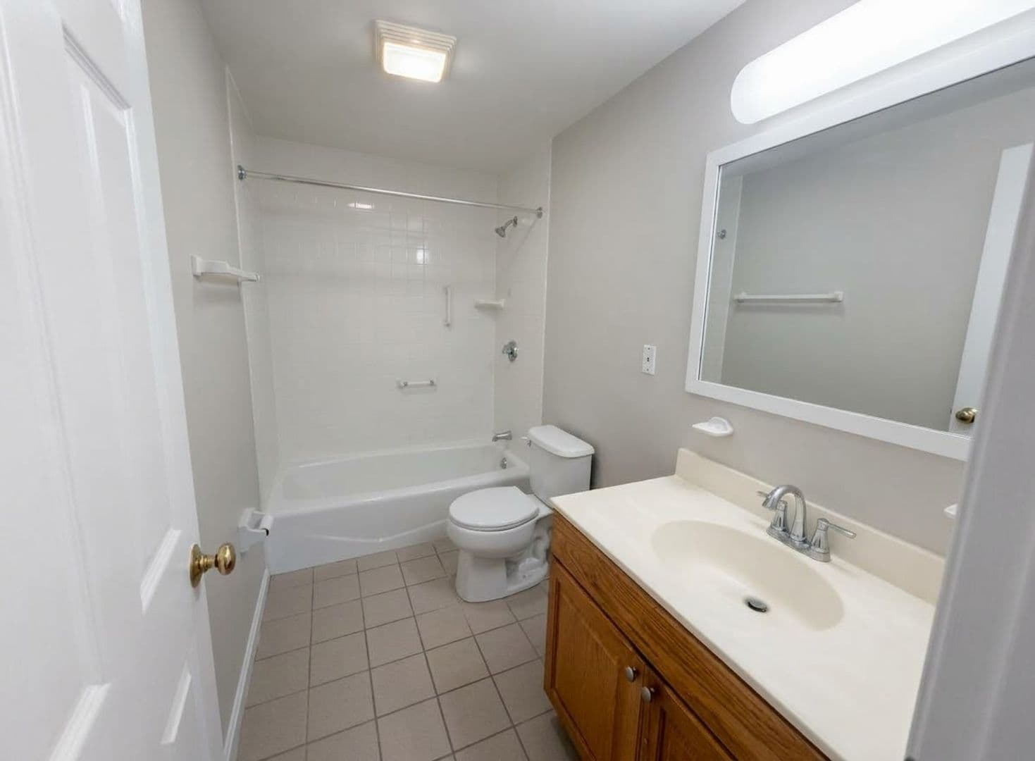 Billerica Apartment: 13-27 Kenmar Drive