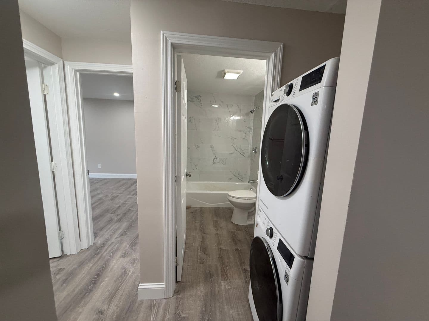 Billerica Apartment: 13-27 Kenmar Drive