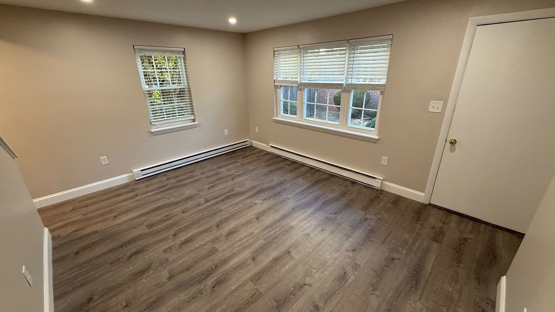 Leominster Apartment: 221 West Street