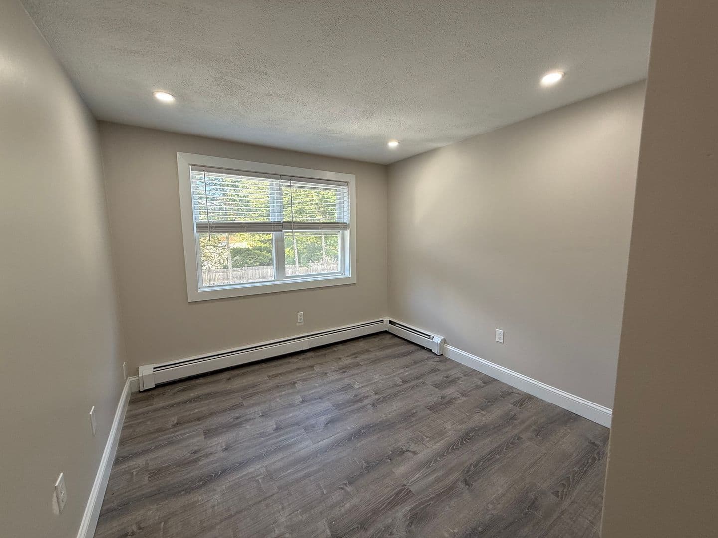 Billerica Apartment: 13-27 Kenmar Drive